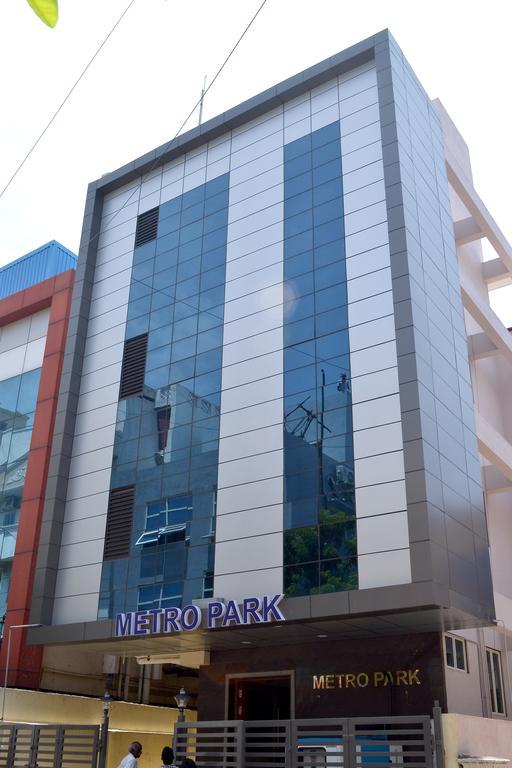 ホテル Metro Park チェンナイ エクステリア 写真